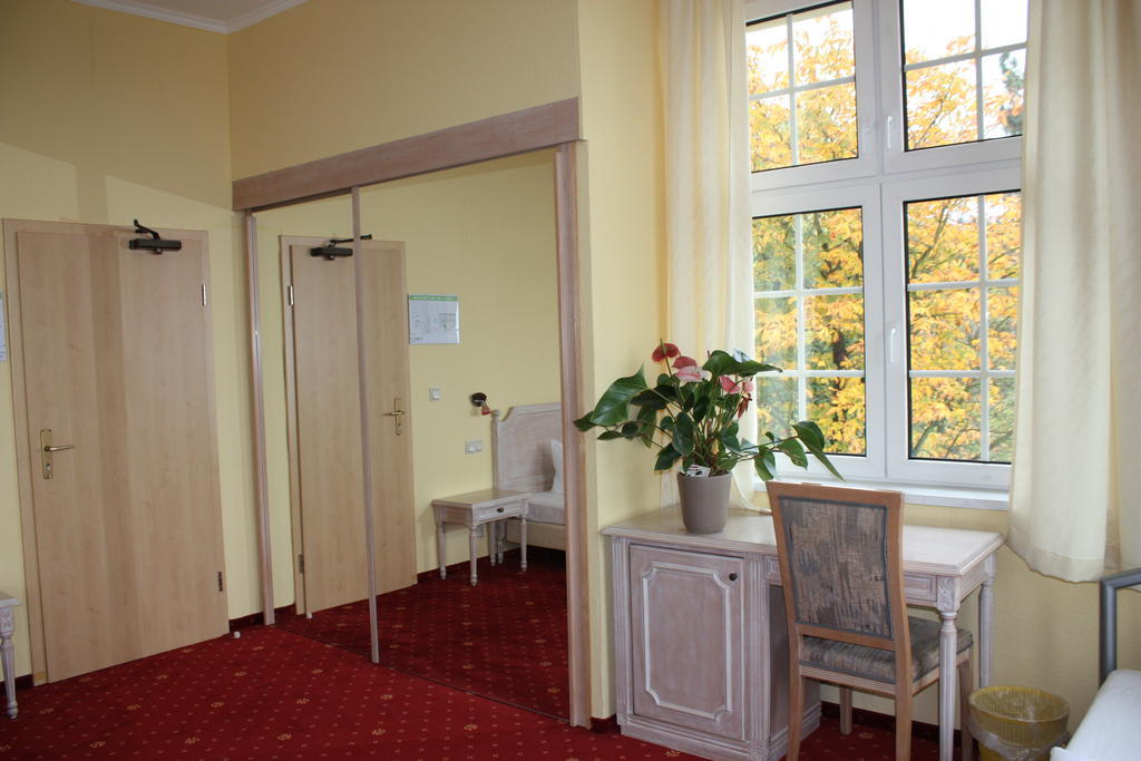 Hotel Stubenberg Gernrode  Oda fotoğraf